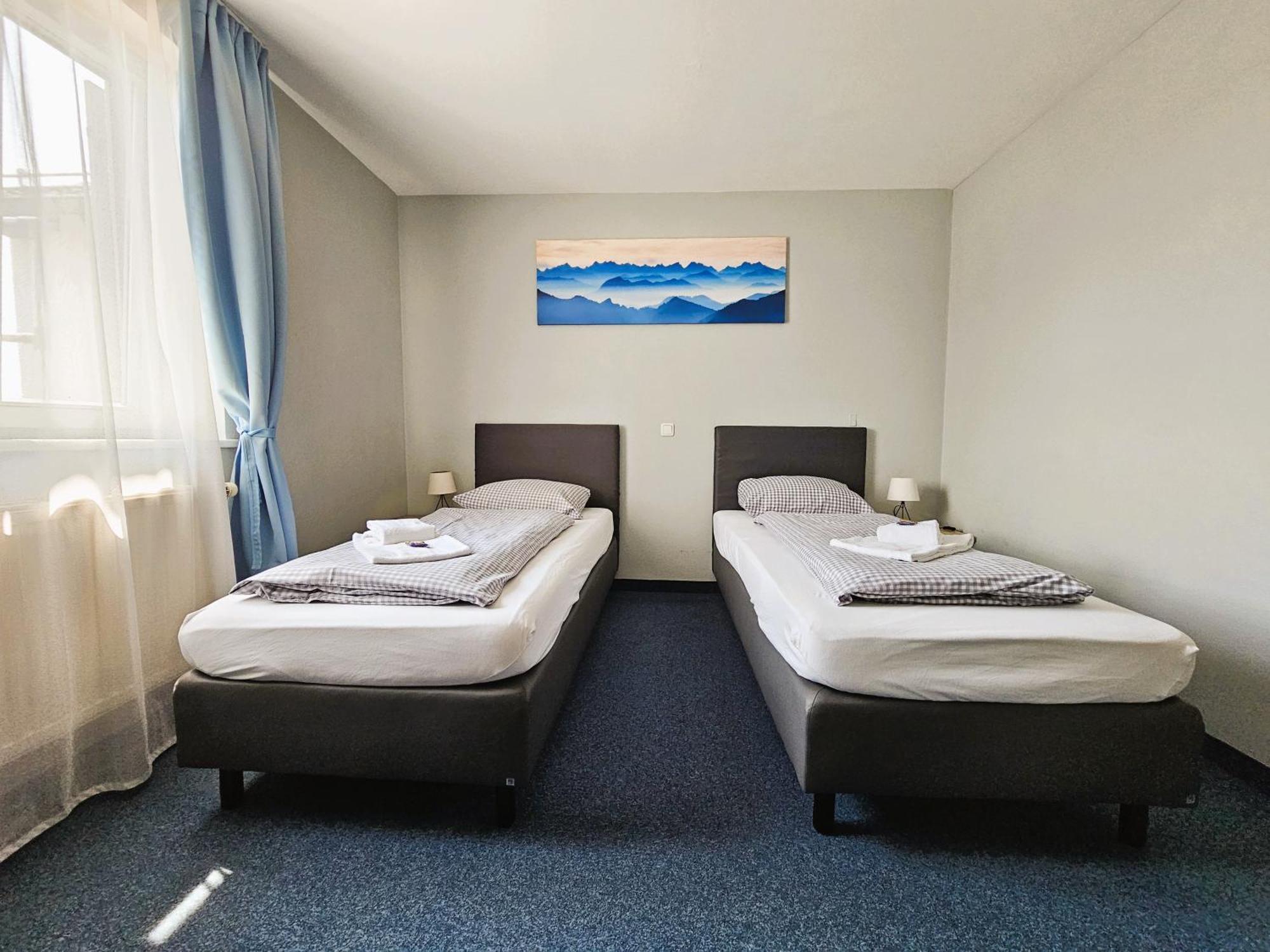 Novitel Pension Pliening - Muenchen Messe Exterior foto
